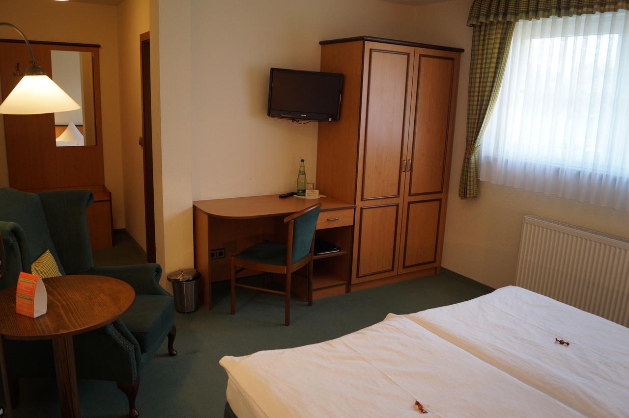 Wirtshaus & Pension "Zum Hammer" Neustadt  Екстериор снимка
